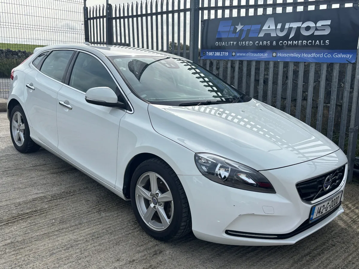 Volvo V 40 T4 1.6 Automatic 2014 - Image 2