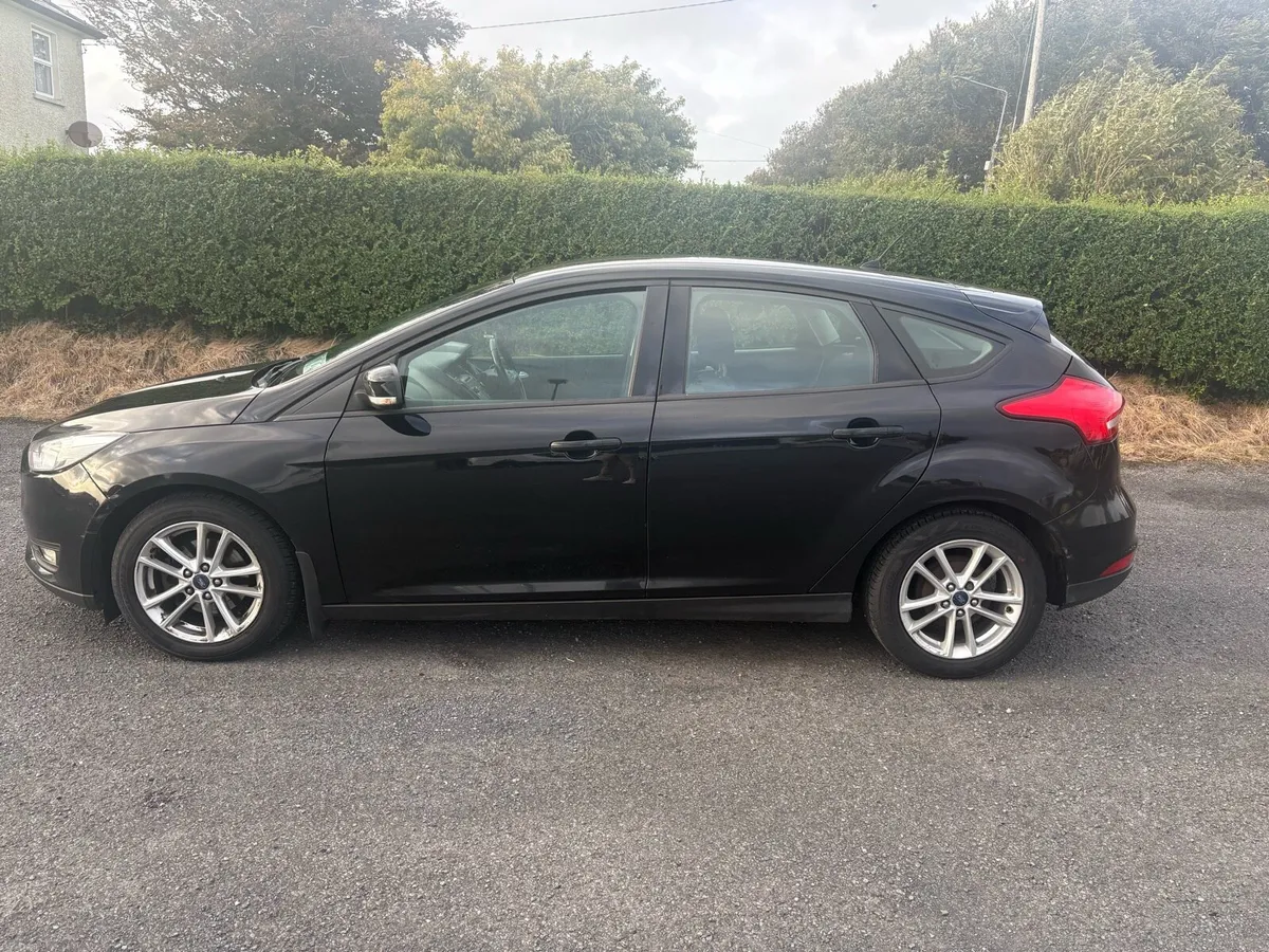 Ford focus - Image 2