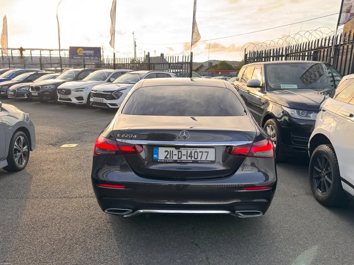 2021 Mercedes E-Class Avantgarde - Image 6