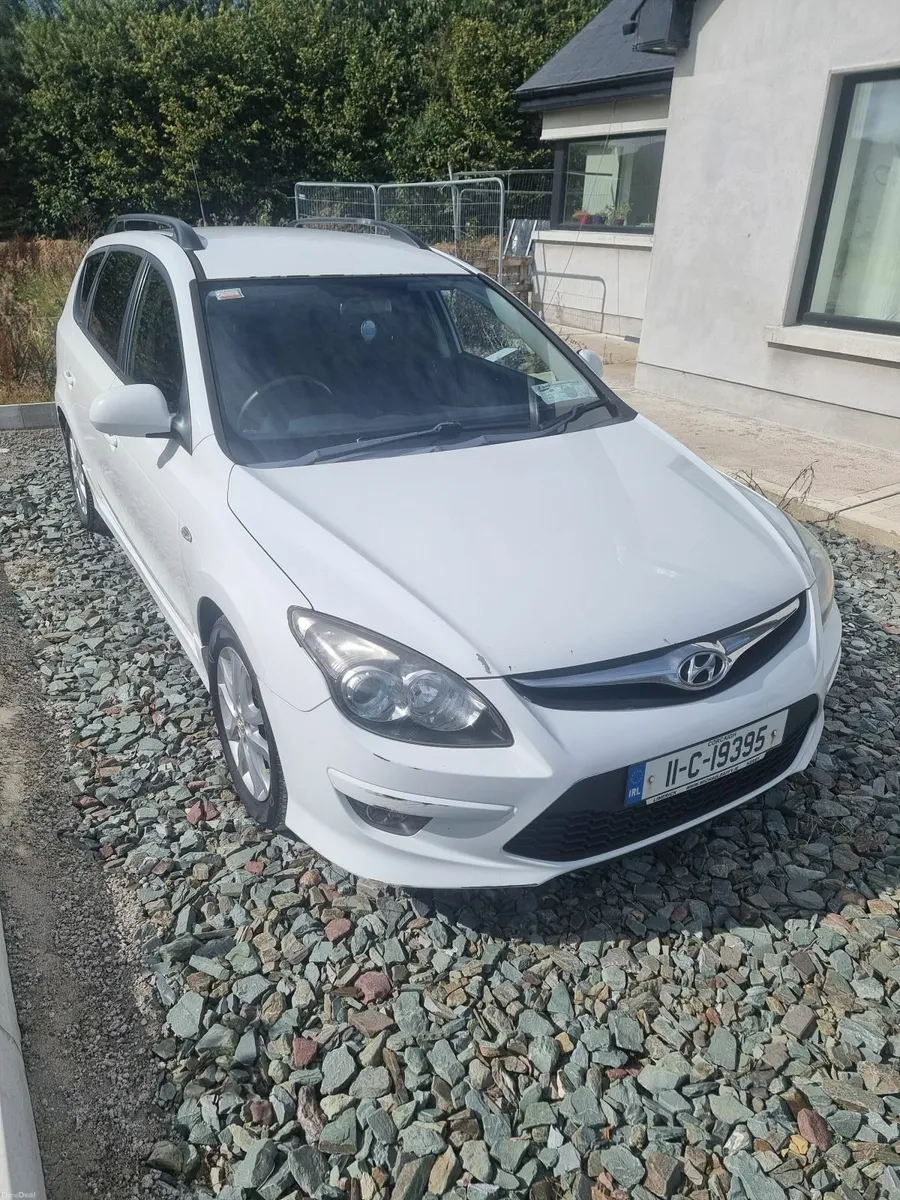 Hyundai i30 2011 - Image 1