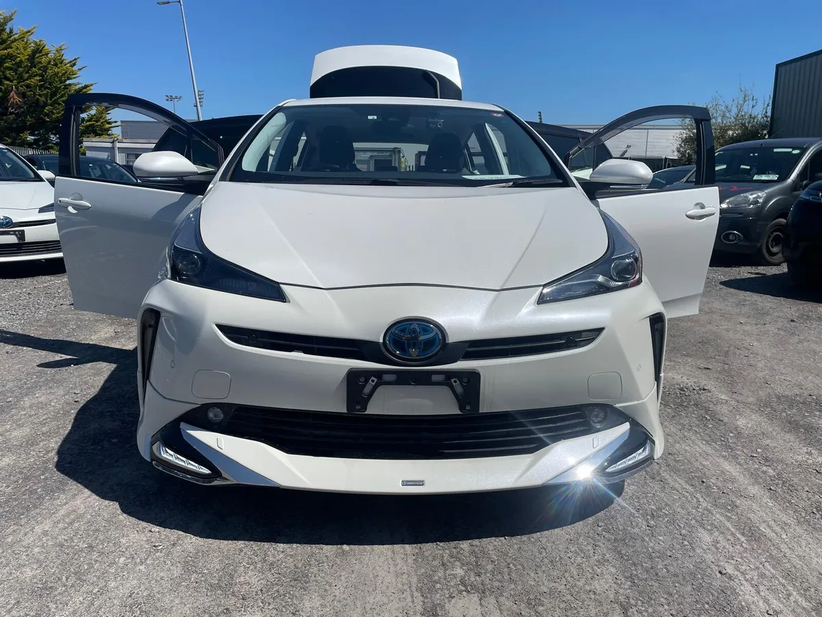 2022 Toyota Prius Hybrid Auto LEATHER INTERIOR - Image 1