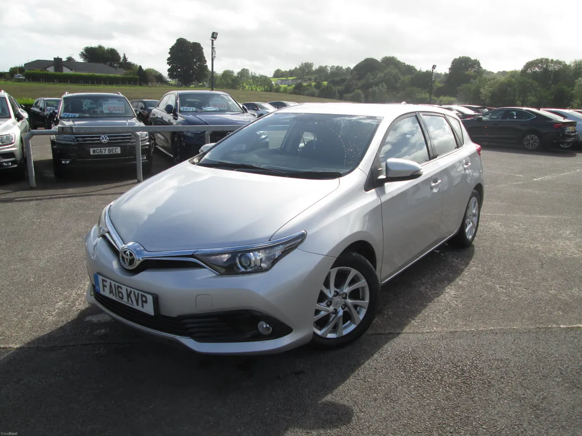 2016  TOYOTA  AURIS  1.6  D-4D  BUSINESS  EDITION - Image 2