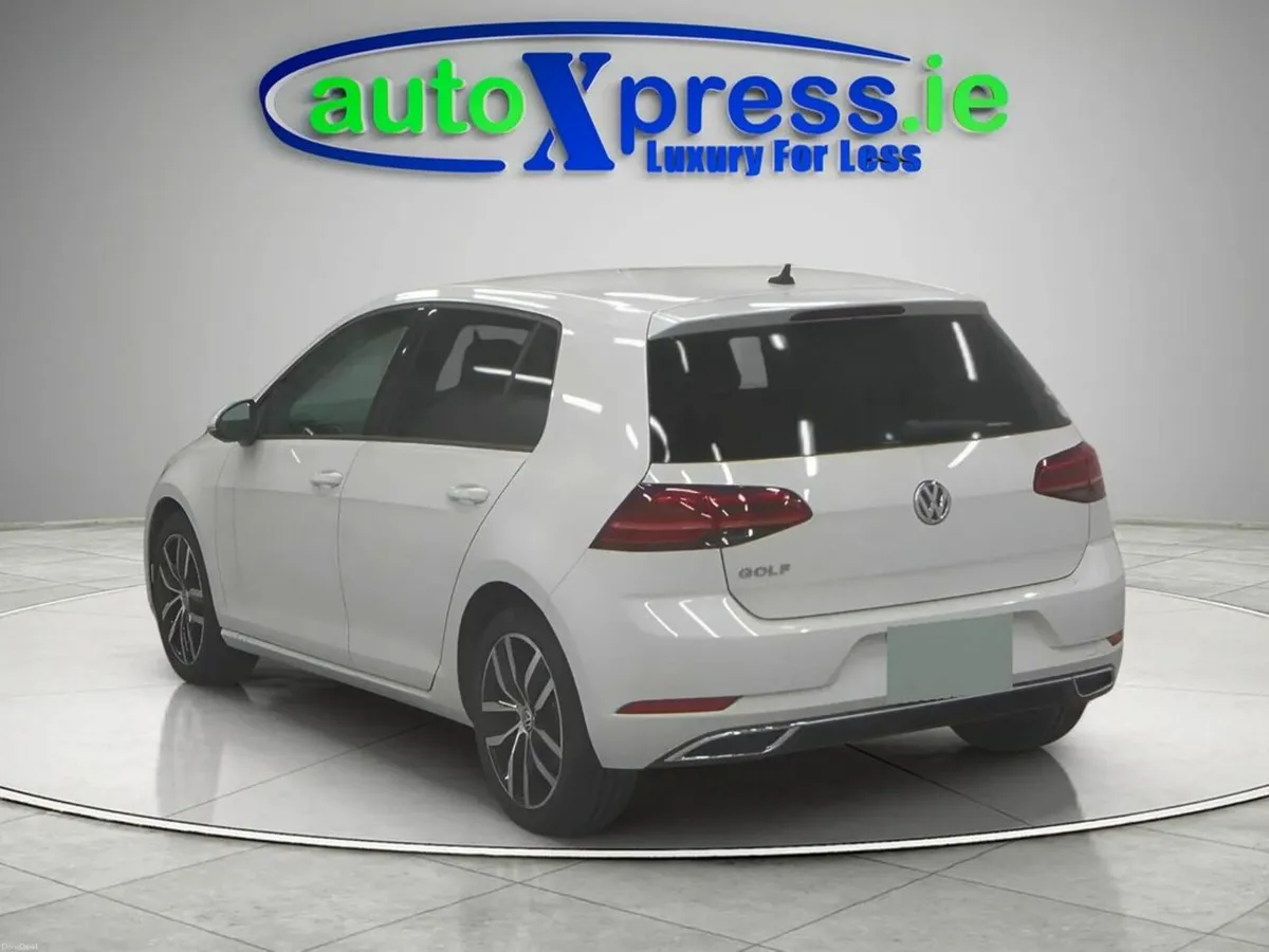 Volkswagen Golf 1.4 TSI HIGH LINE TECH EDITION Aut - Image 3
