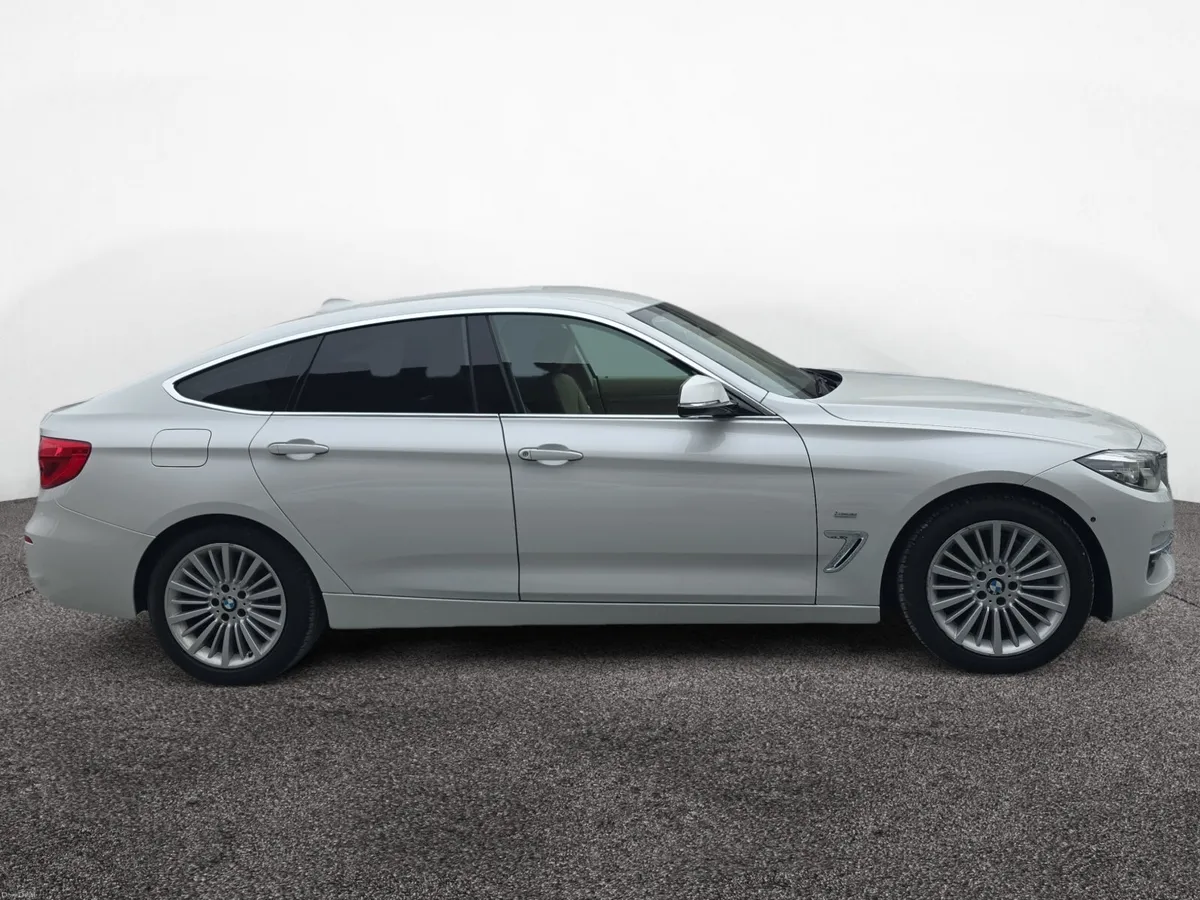 BMW 3-Series 320D GT Automatic - Image 4