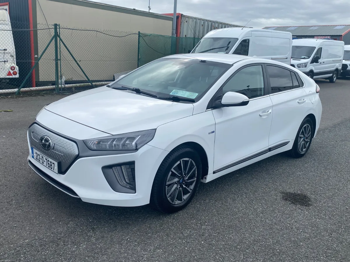 2021 Hyundai IONIQ 38.3KWH Electric - Image 3