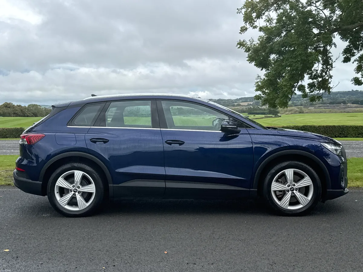 Audi 2023 E-tron 40 Advance - Image 3