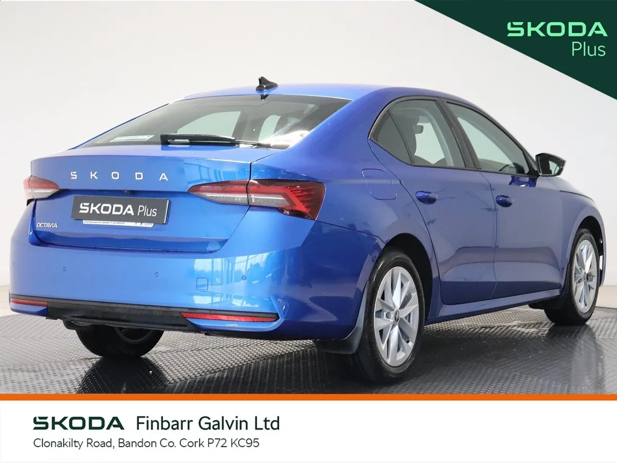 Skoda Octavia 2.0 TDI  SELECTION - Image 3