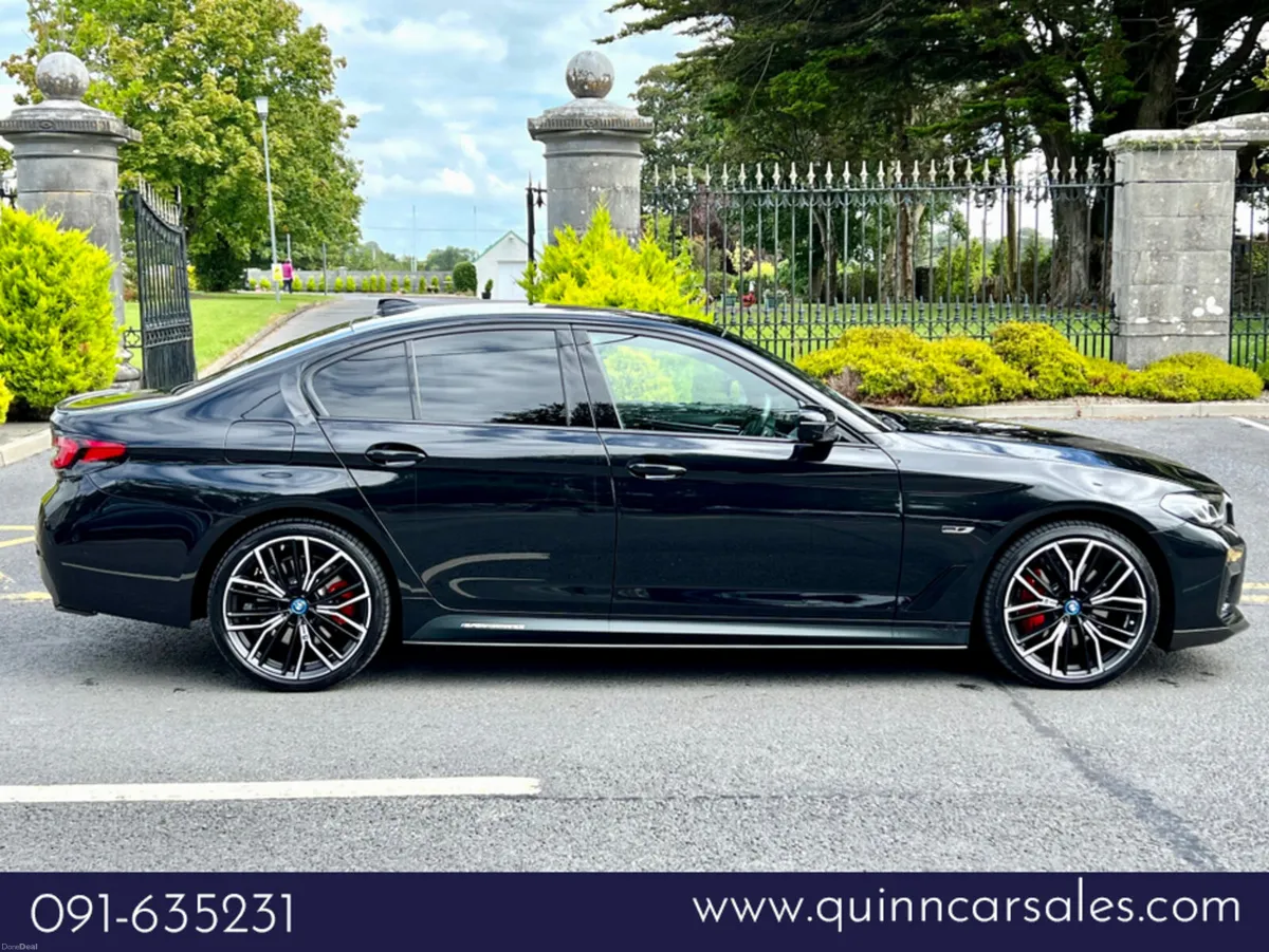 BMW 5-Series 530e M-SPORT AUTO==HUGE SPEC==COST OV - Image 2