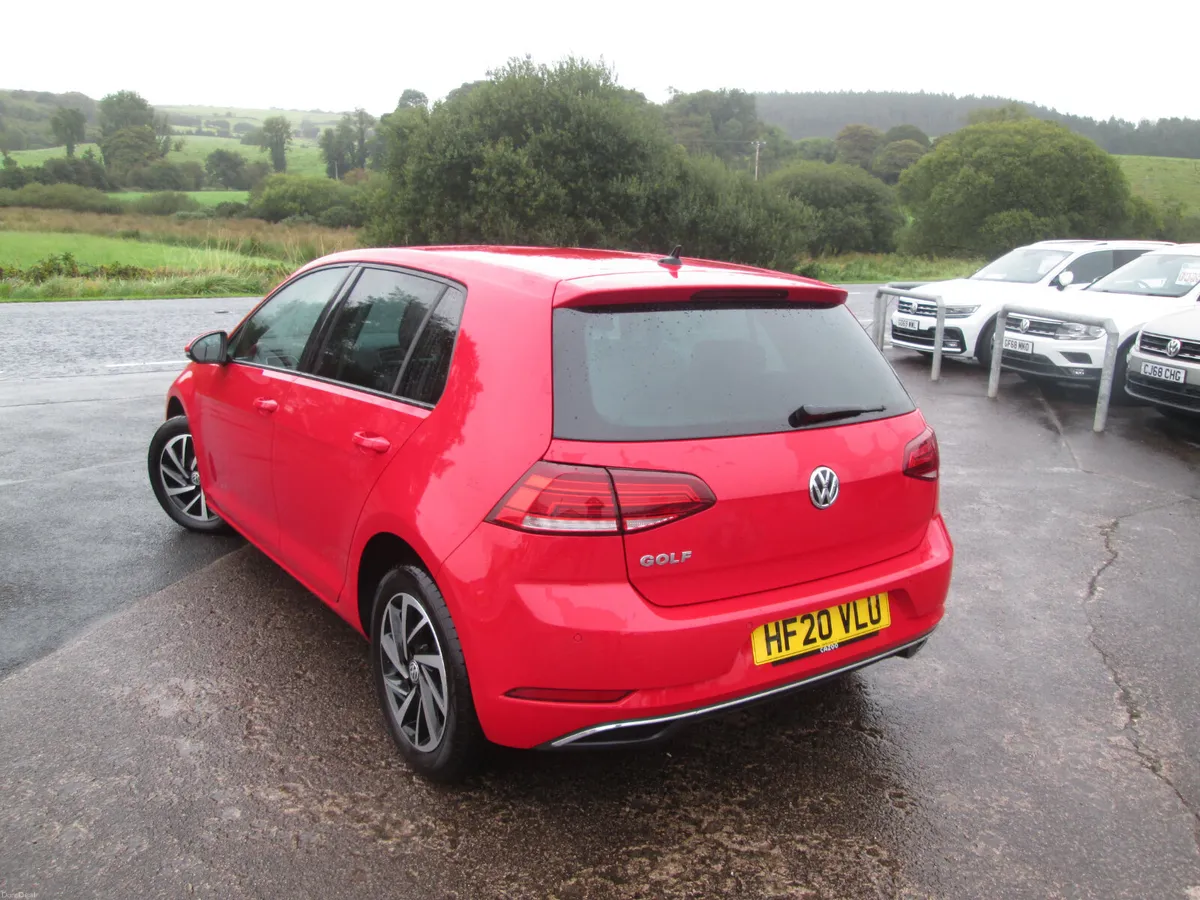 2020  VOLKSWAGEN  GOLF  1.6  TDI  MATCH  EDITION - Image 4