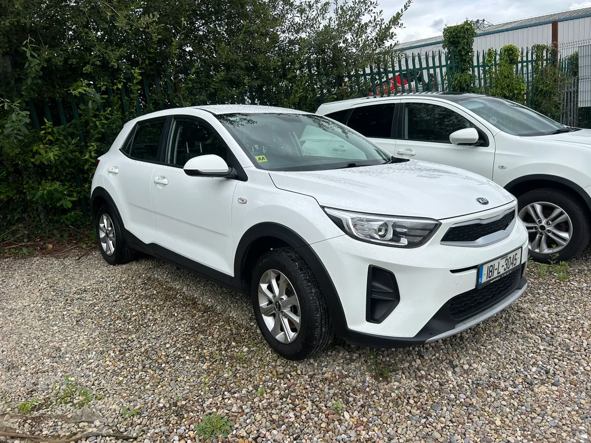Kia stonic  1.3 petrol - Image 2