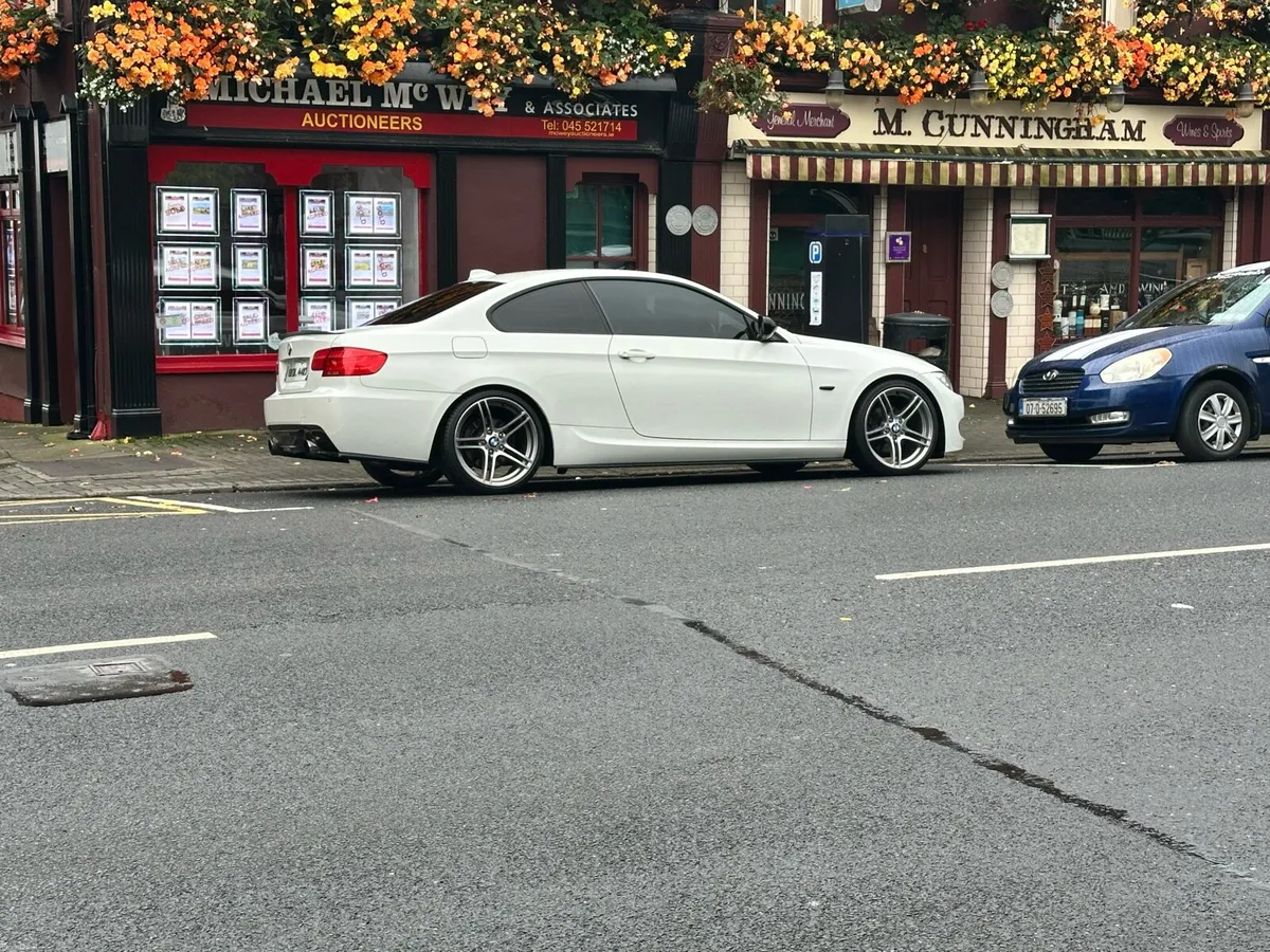 BMW e92 320d Automatic - Image 1