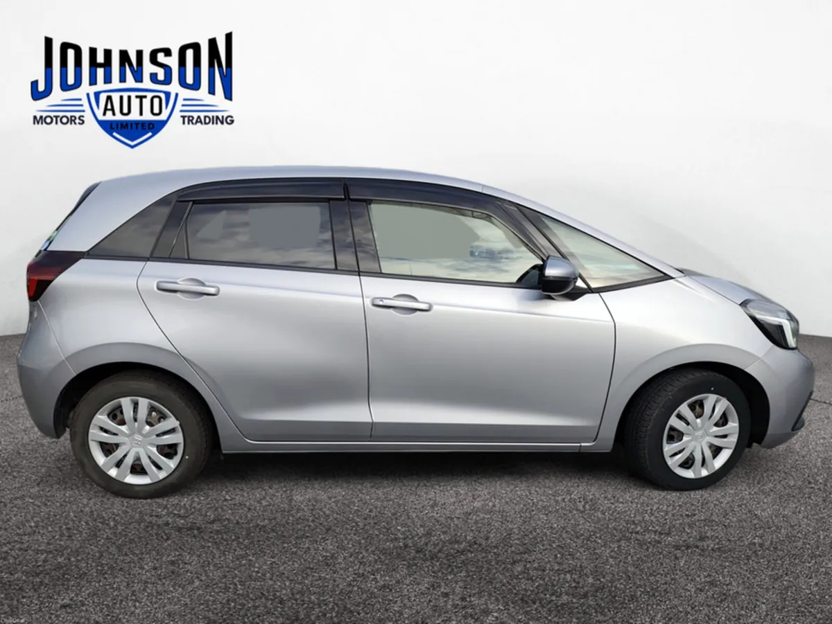 Honda Fit 1.5 Hybrid Self Charching - Image 2