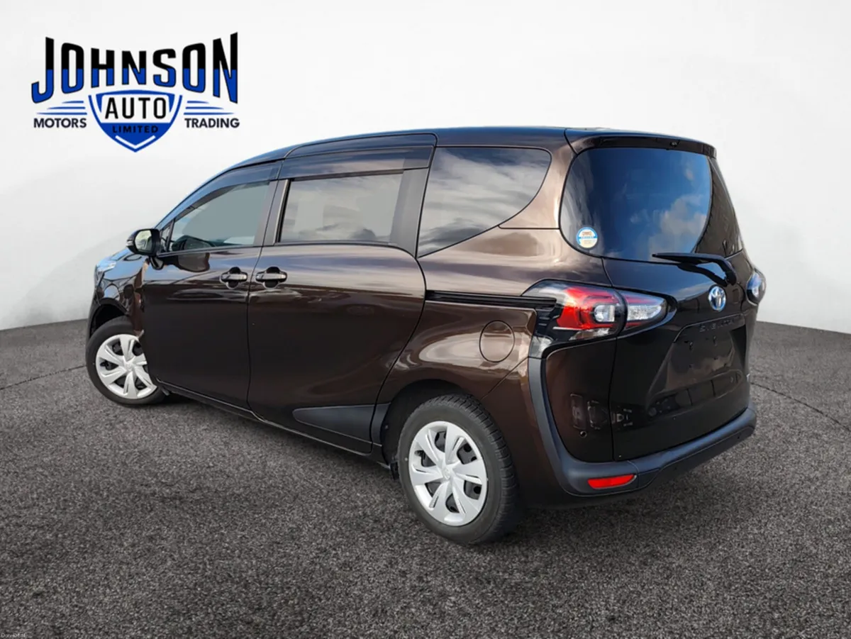 Toyota Sienta 1.5 Petrol Auto - Image 4