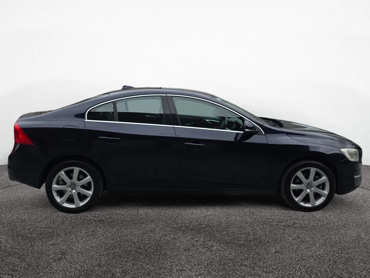 Volvo S60 D4 2015 Automatic - Image 4