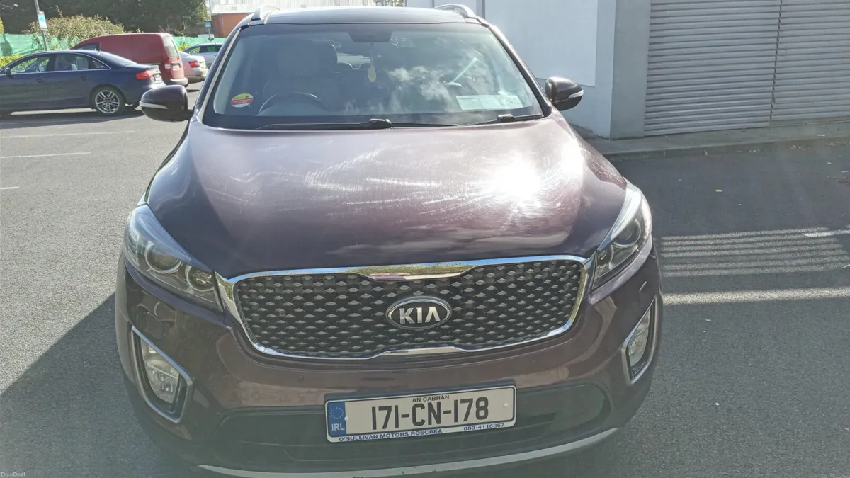 KIA SORENTO / 2017 / 2.2 DIESEL / 7 SEATER /MANUAL - Image 2