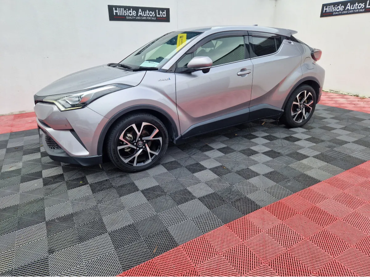 Toyota C-HR LUNA SPORT 1.8 HYBRID 5DR AUTOMATIC - Image 5
