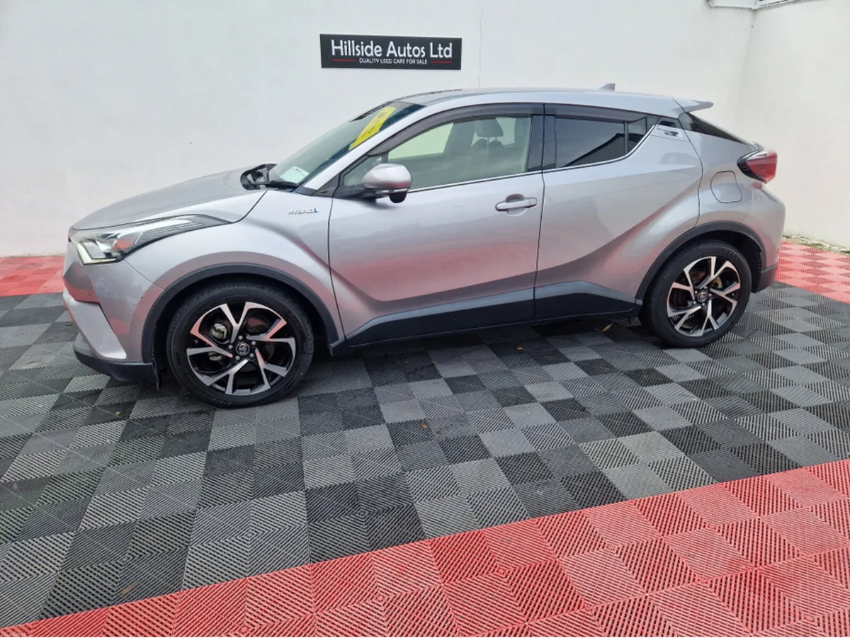 Toyota C-HR LUNA SPORT 1.8 HYBRID 5DR AUTOMATIC - Image 6