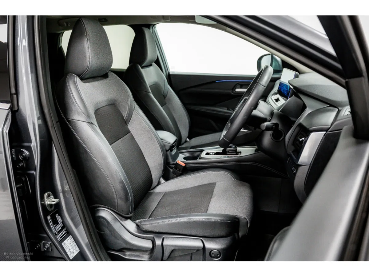 Nissan Qashqai ePower SV Premium 1.5 Hybrid 190HP - Image 3