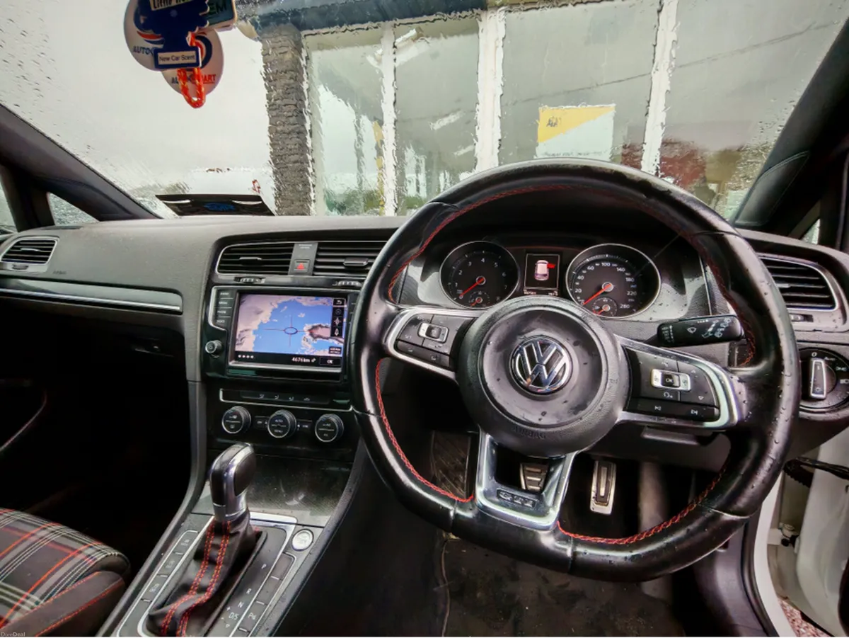 VOLKSWAGEN GOLF GTI ABA-AUCHH 5DR AUTO - Image 4