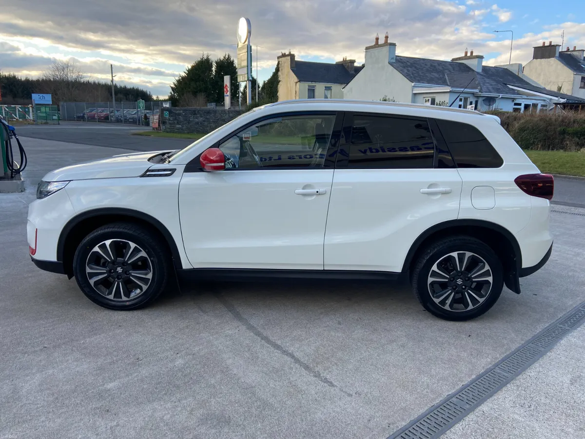 Suzuki Vitara 1.4 Hybrid SZ5 MT - Image 4