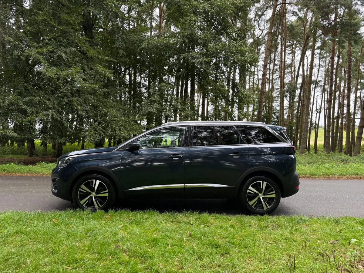 Peugeot 5008 2019 Allure 7 Seats - Image 4