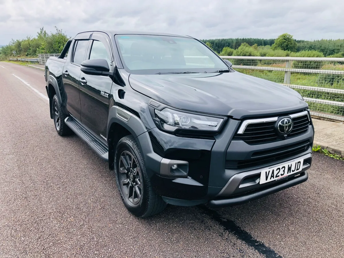 2023 Toyota Hilux Invincible x - Image 1