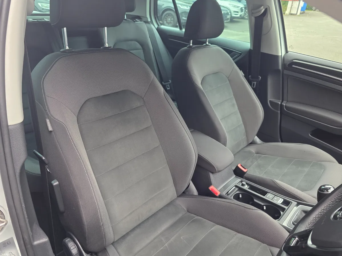 2018 Volkswagen Golf 1.0 TSI HIGHLINE R-LINE PACK - Image 4