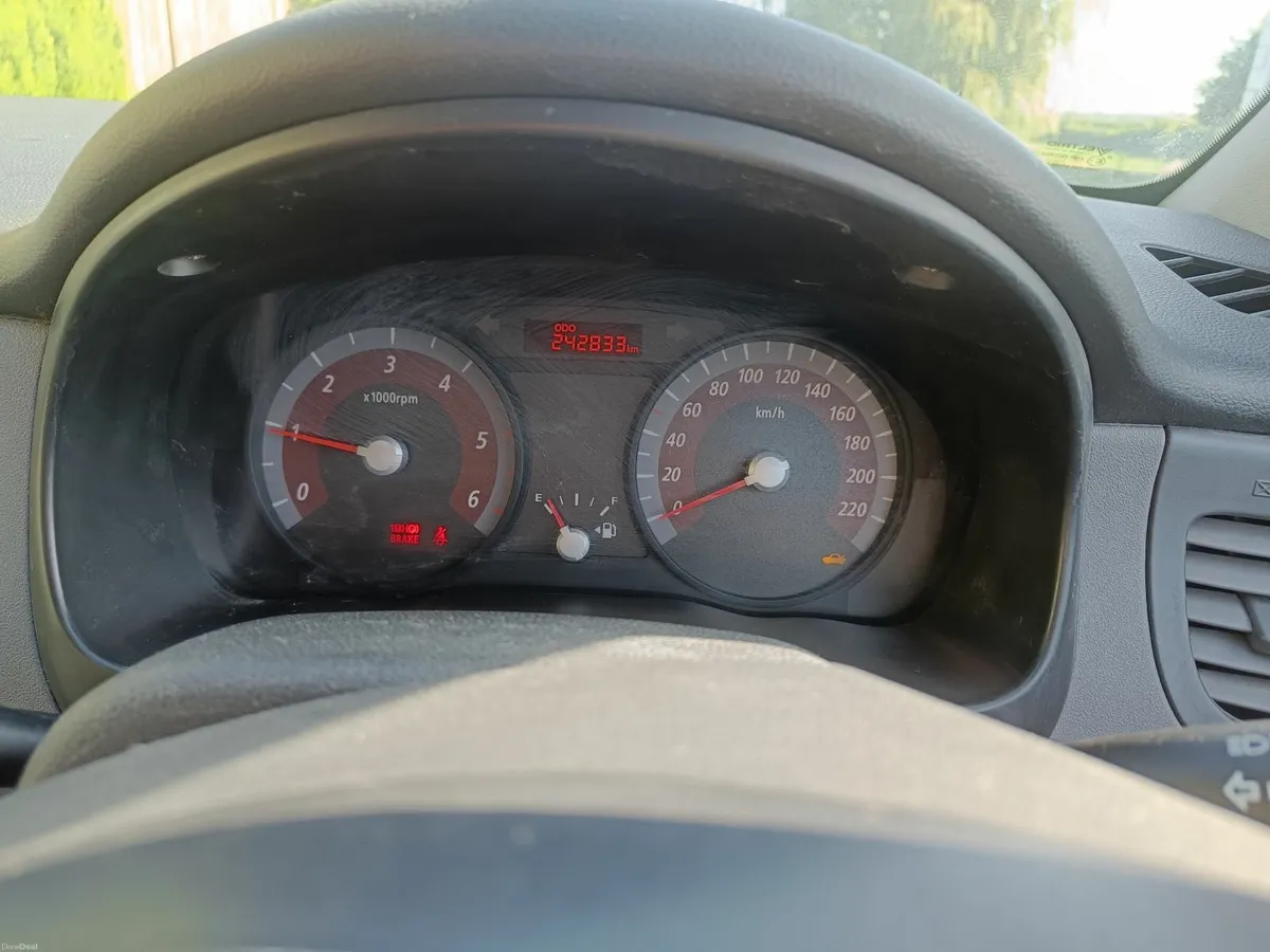 Kia Rio 2011 - Image 3