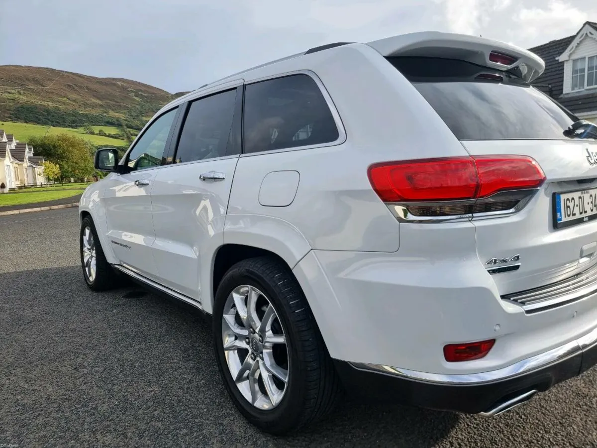 162 Jeep Grand Cherokee Summit + - Image 4