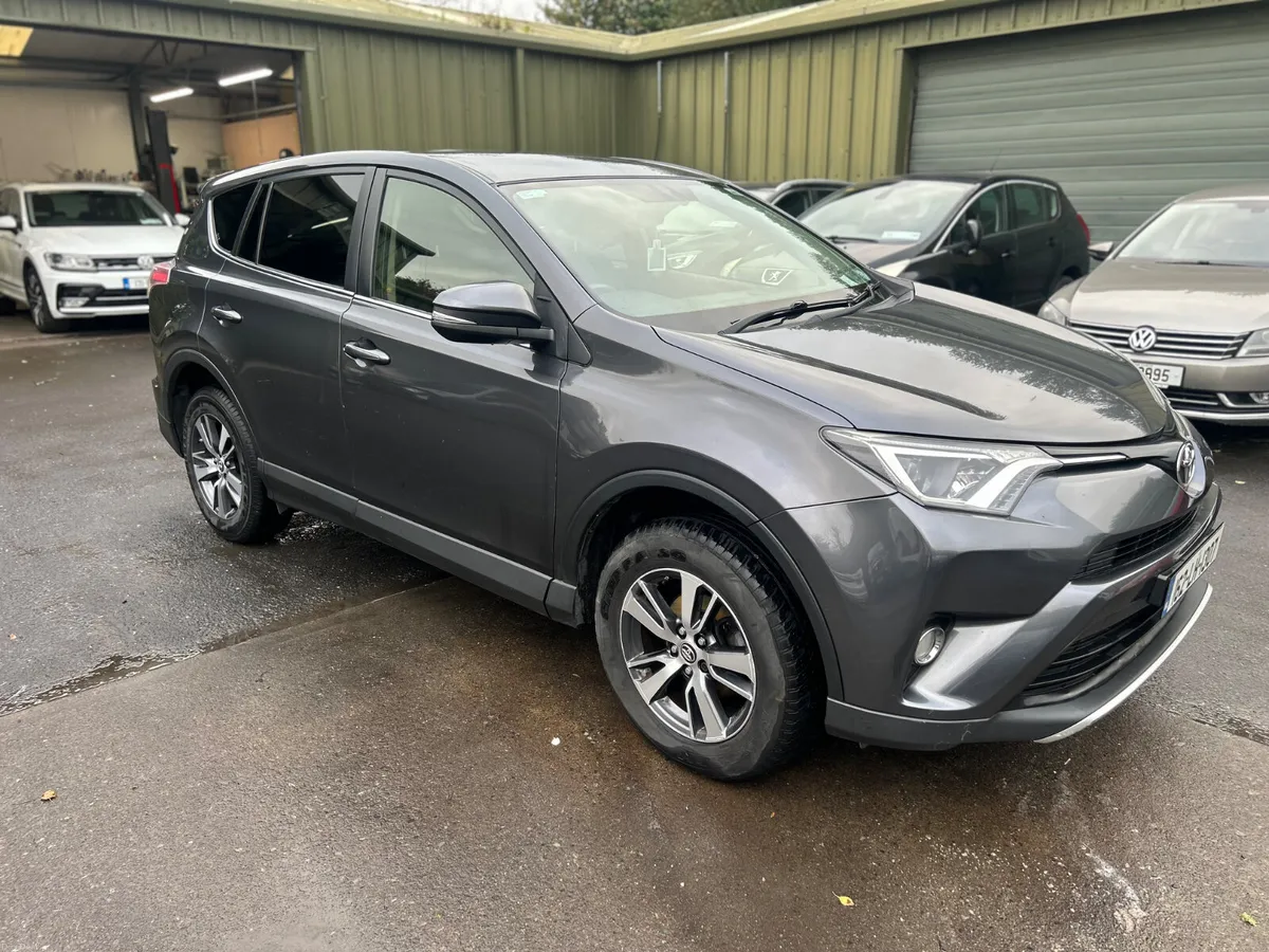 Toyota RAV4 2016 - Image 6