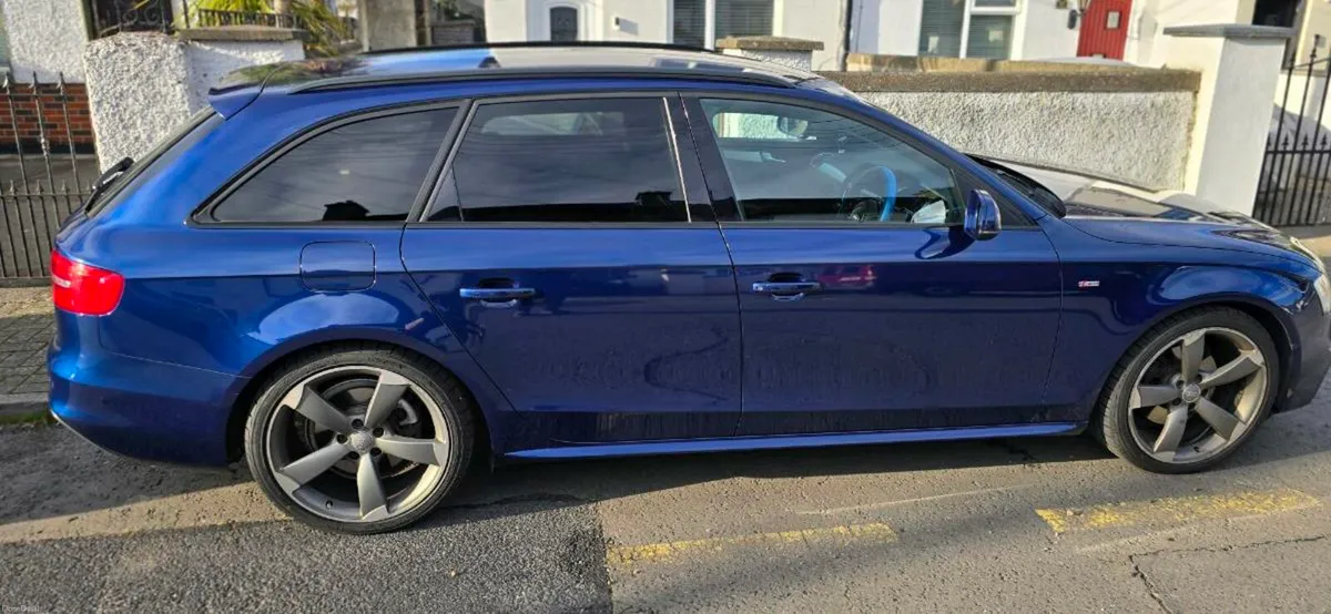 2014 Audi A4 Avant S-Line 2.0TDI 6 speed Manual - Image 2