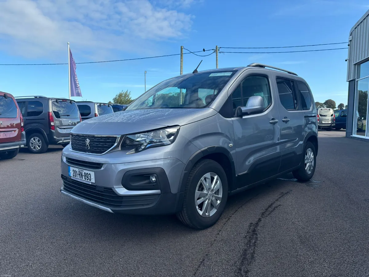 Wheelchair Car - Image 3