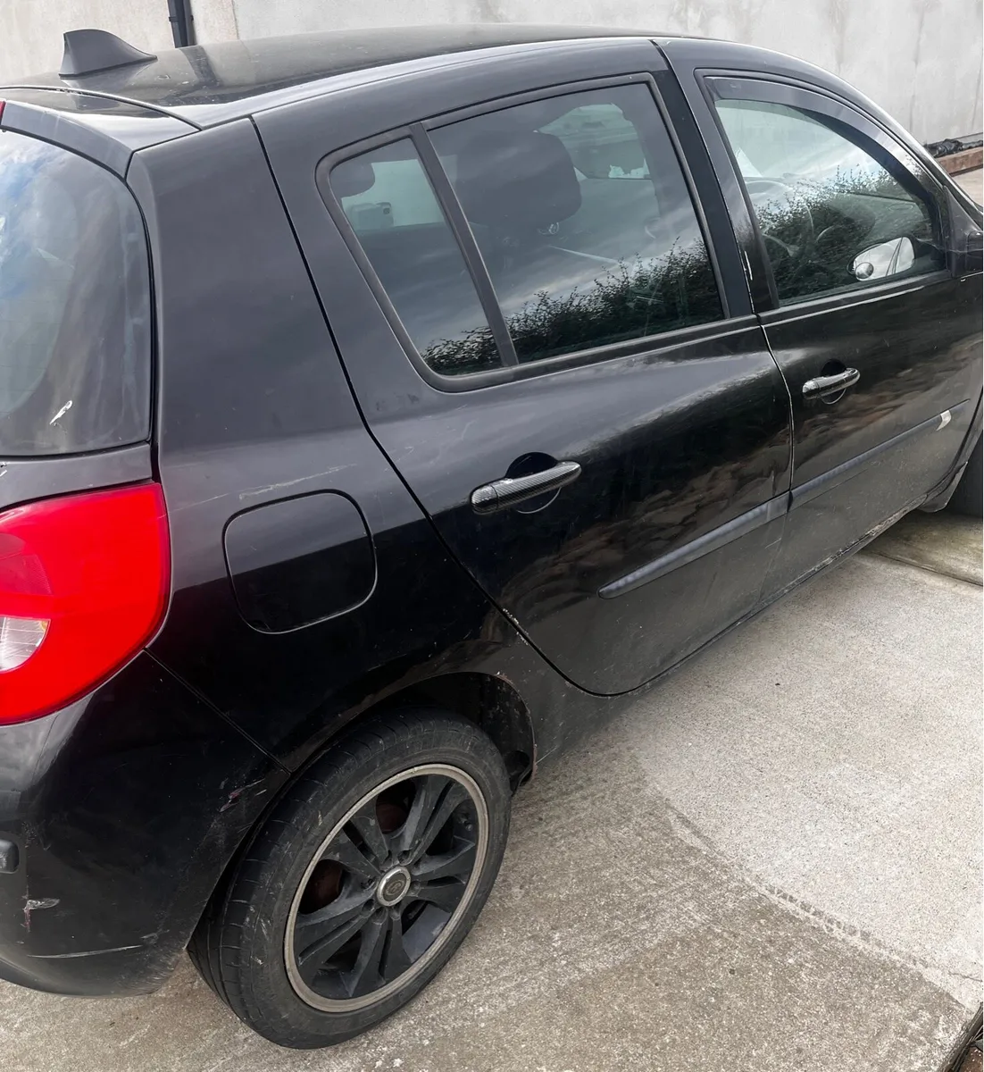 Renault Clio 1.1 - Image 4