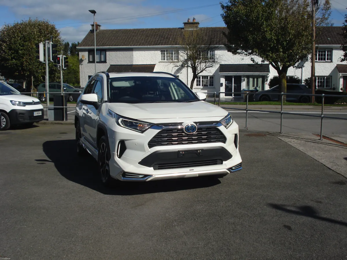 2021 TOYOTA RAV 4 - Image 2