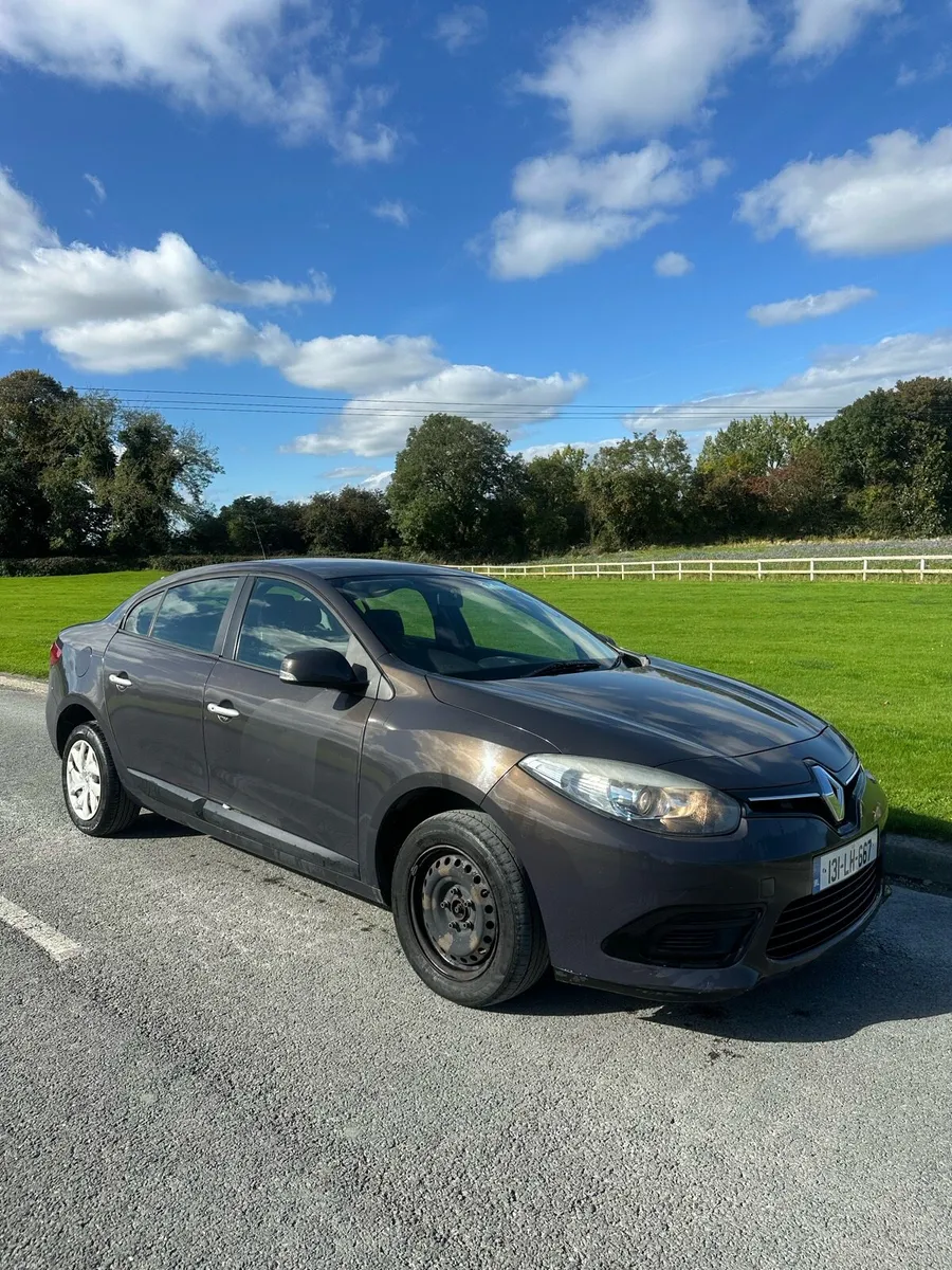 Renault Fluence 2013 TAX 8/26 - Image 1