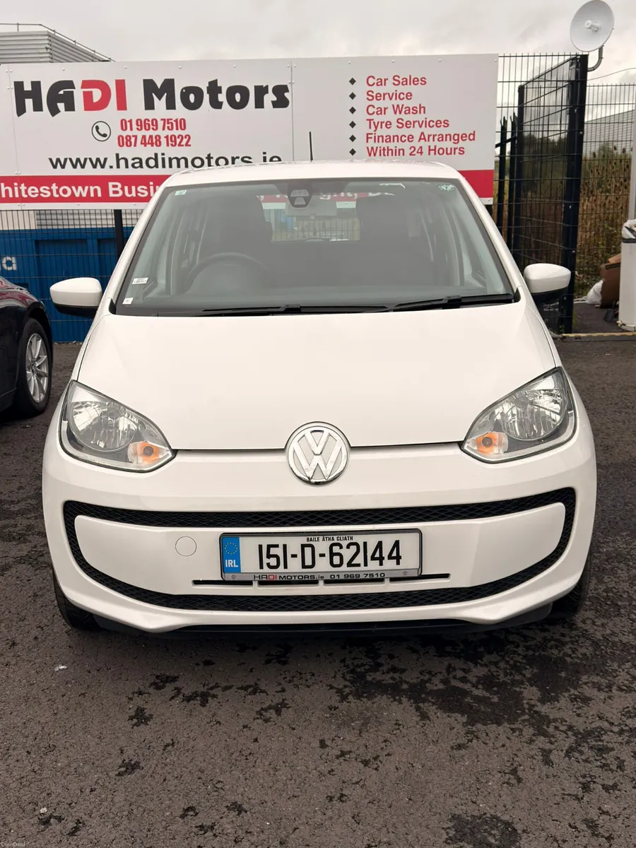 Volkswagen up! 2015 - Image 1