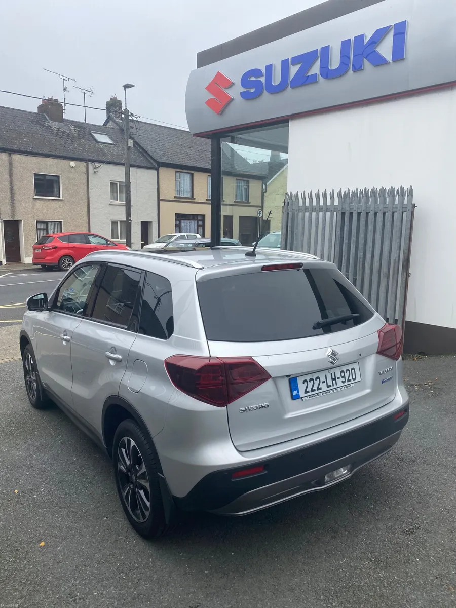 Suzuki Vitara 2022 Mild HYBRID 1.4 SZ5 - Image 3