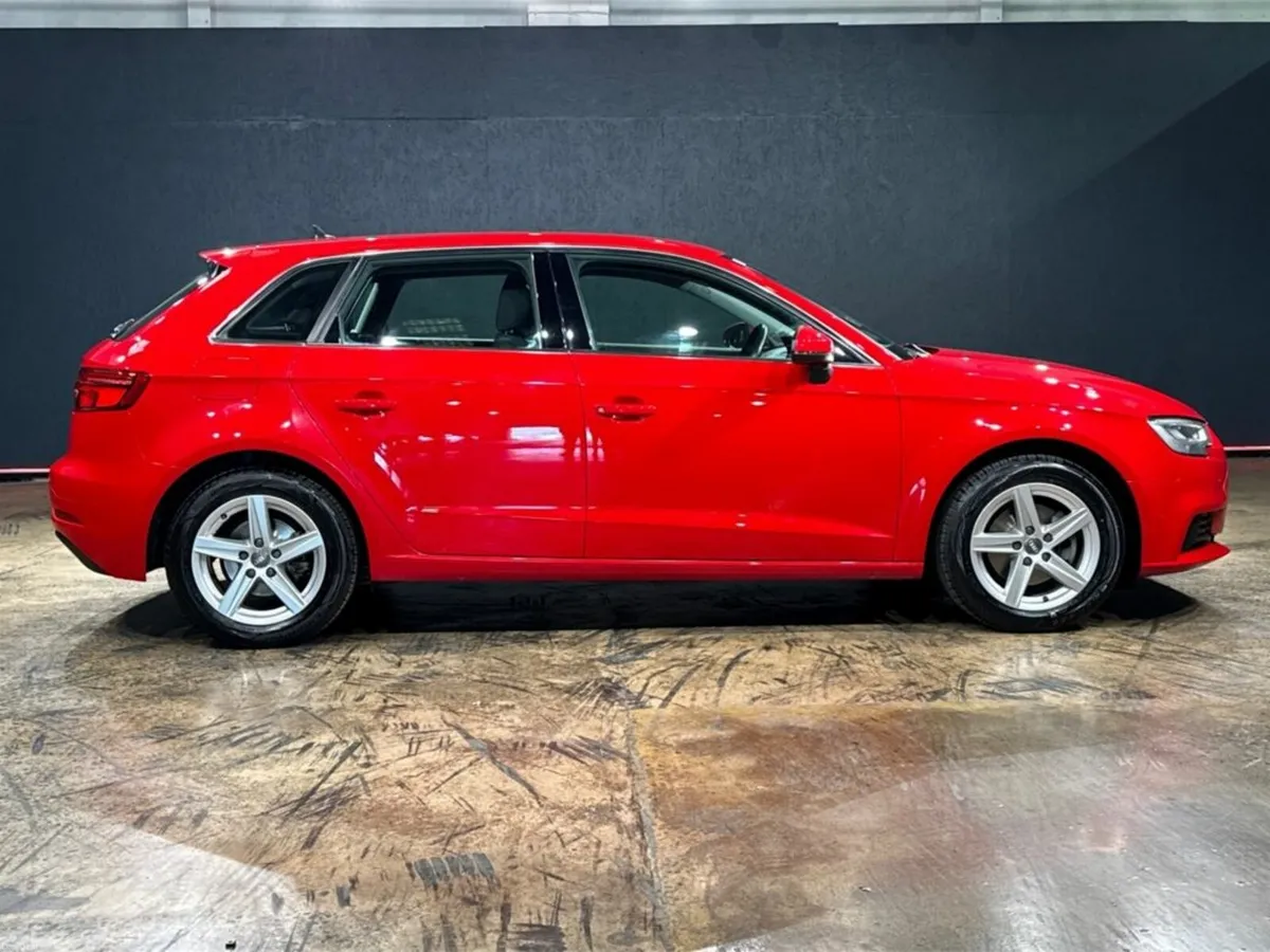 Audi A3 AUTOMATIC 1.4L TFSI - REVERSE CAMERA - Image 2