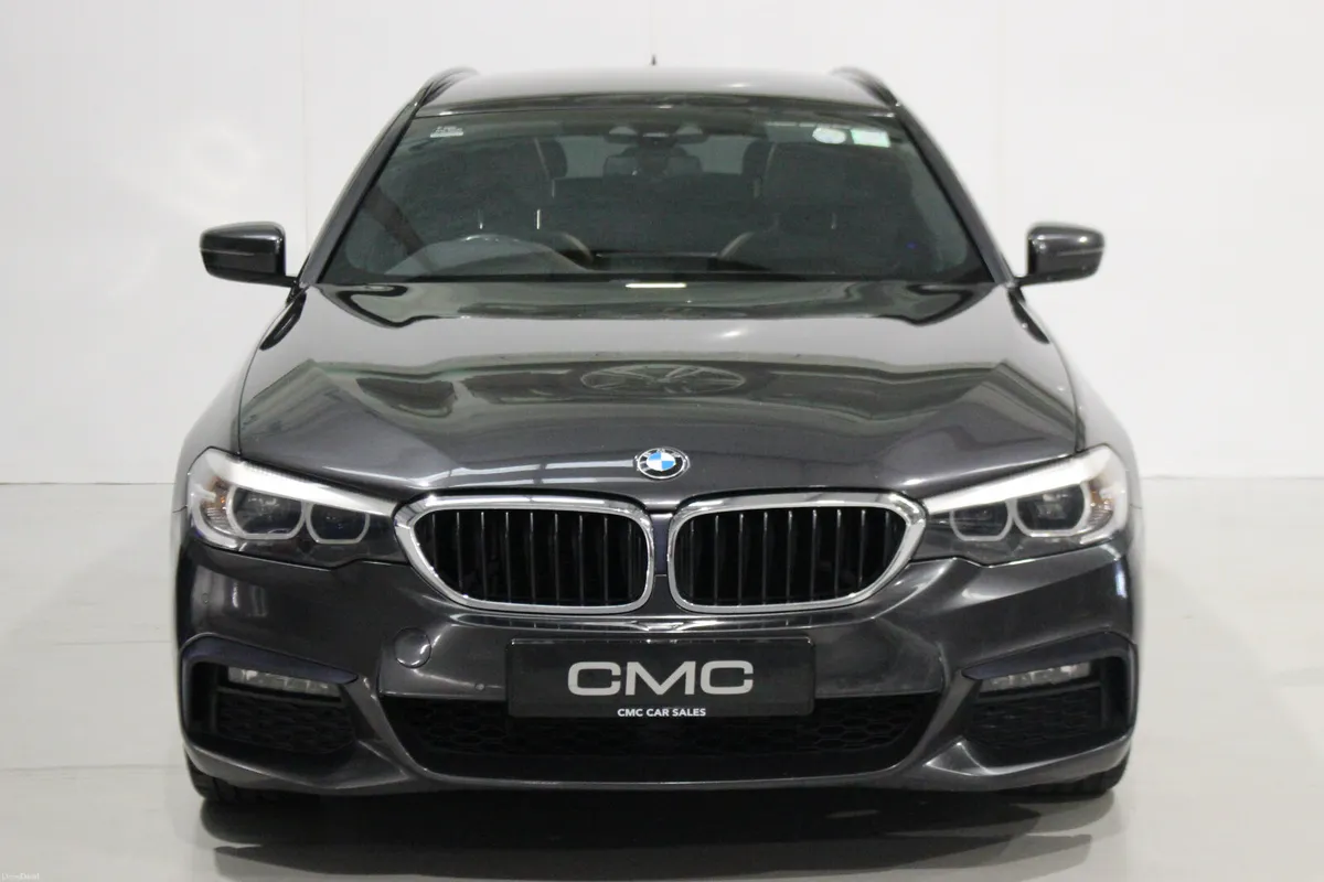 BMW 5-Series 2019 - Image 2