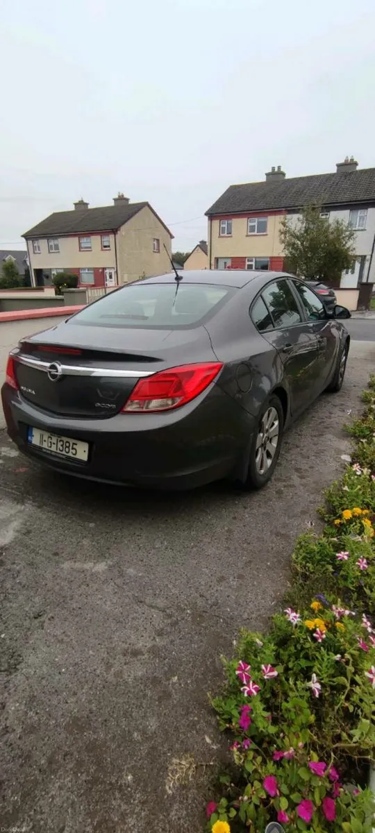 Opel insignia 2011 2.0l - Image 4