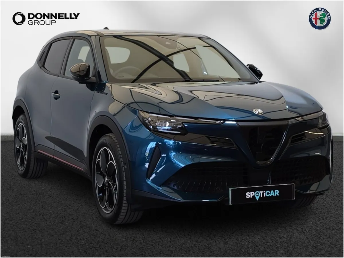 Alfa Romeo Junior Electric Hatchback Speciale - Image 1