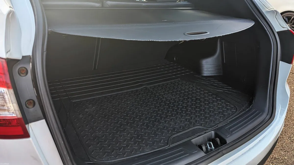 Hyundai ix35 1.7 Diesel Executive 2WD 115hp 2015 - Image 3