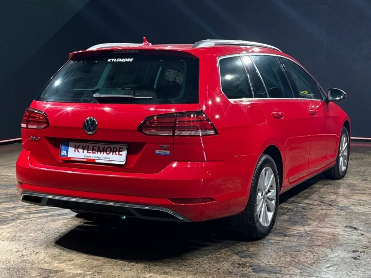 Volkswagen Golf AUTOMATIC 1.2L TSI - ESTATE - CRUI - Image 4