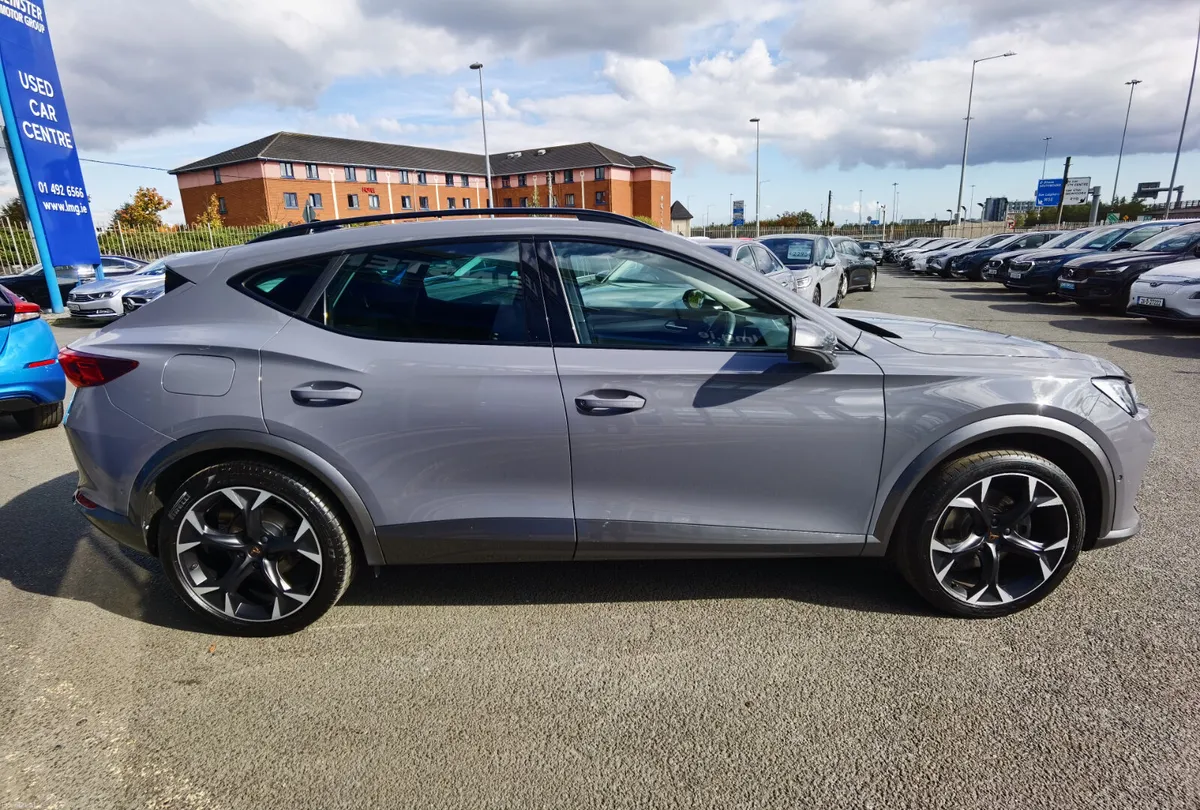 CUPRA FORMENTOR 1.4 V2 DSG PETROL PLUG-IN HYBRID - Image 4