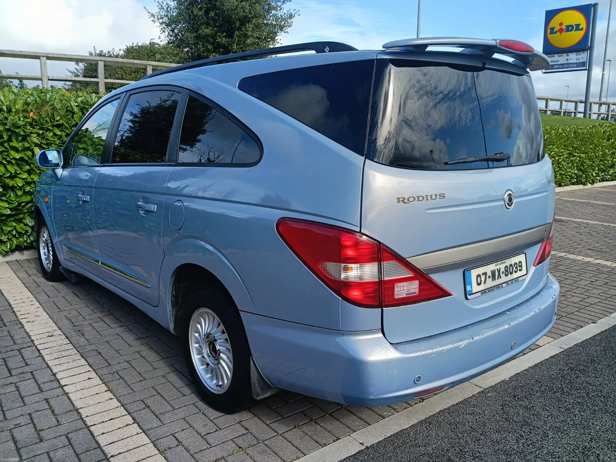 SSANGYONG RODIUS 2.7 DIESEL COMMERCIAL €333 TAX - Image 4