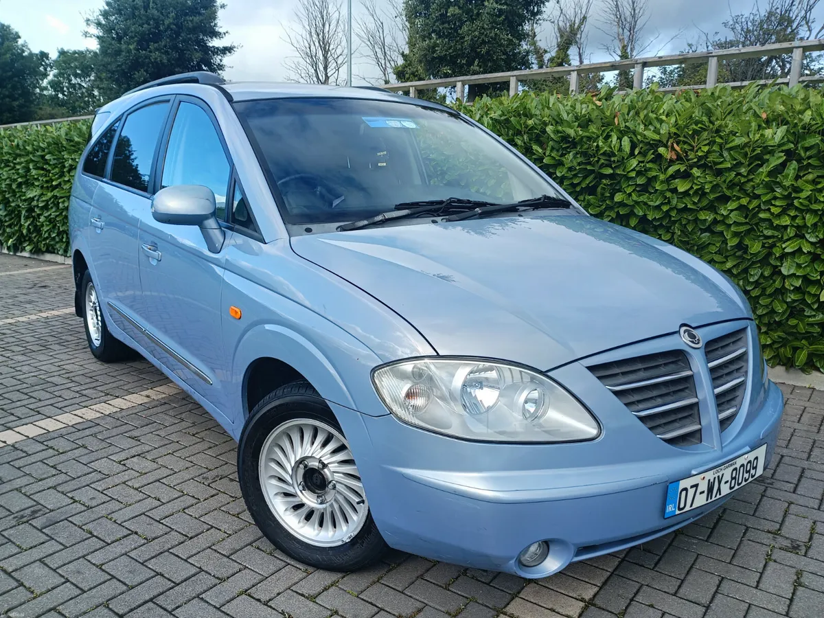 SSANGYONG RODIUS 2.7 DIESEL COMMERCIAL €333 TAX - Image 1