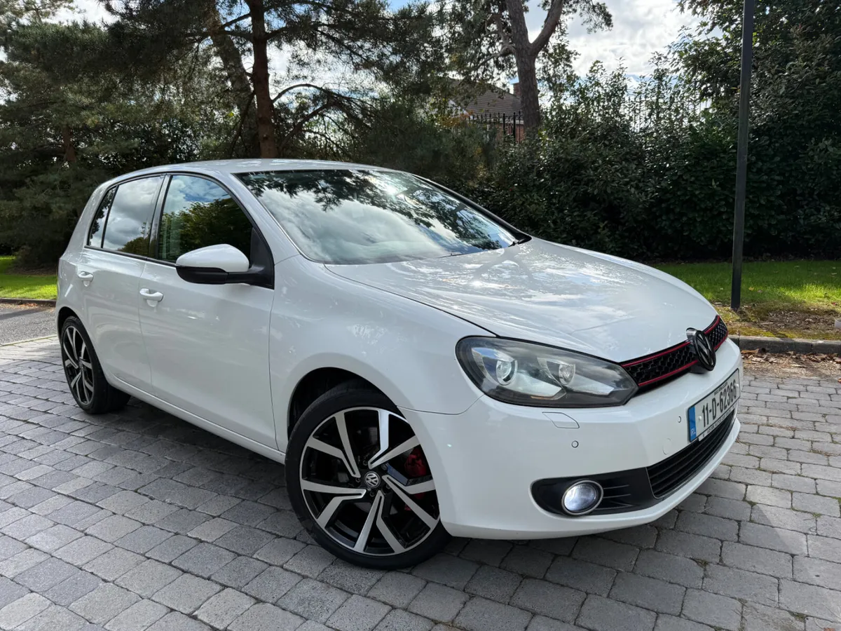 Volkswagen Golf 2011 DSG 1.4 TSI HIGHLINE - Image 1