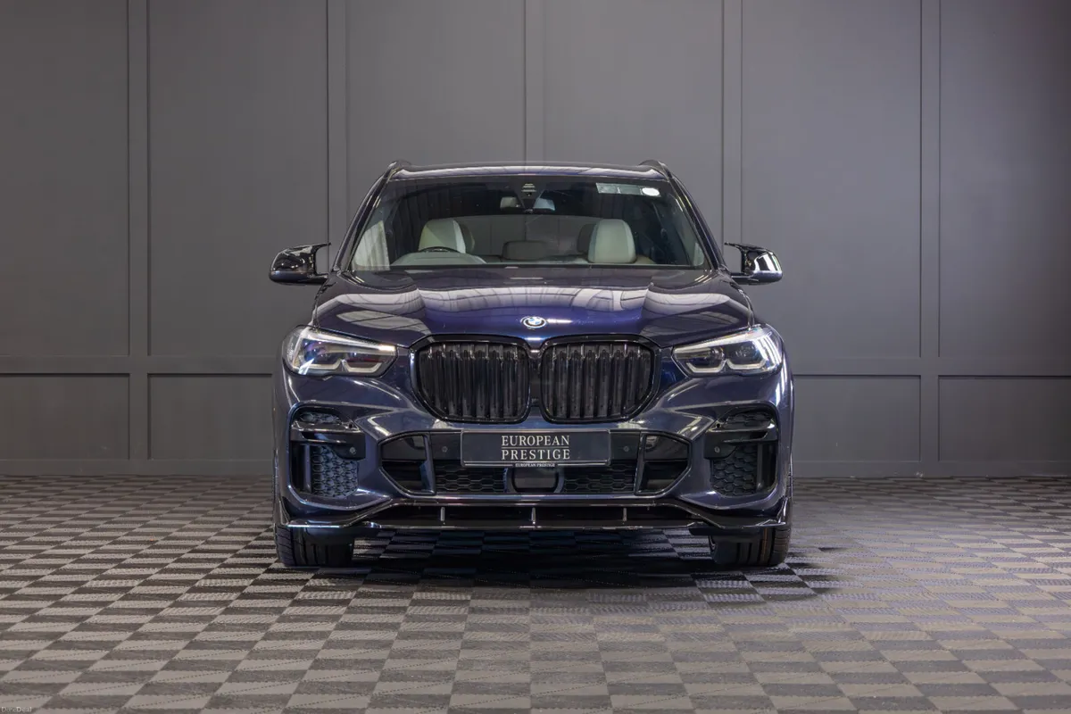 222 BMW X5 X-Drive 45e M-Sport - Image 2