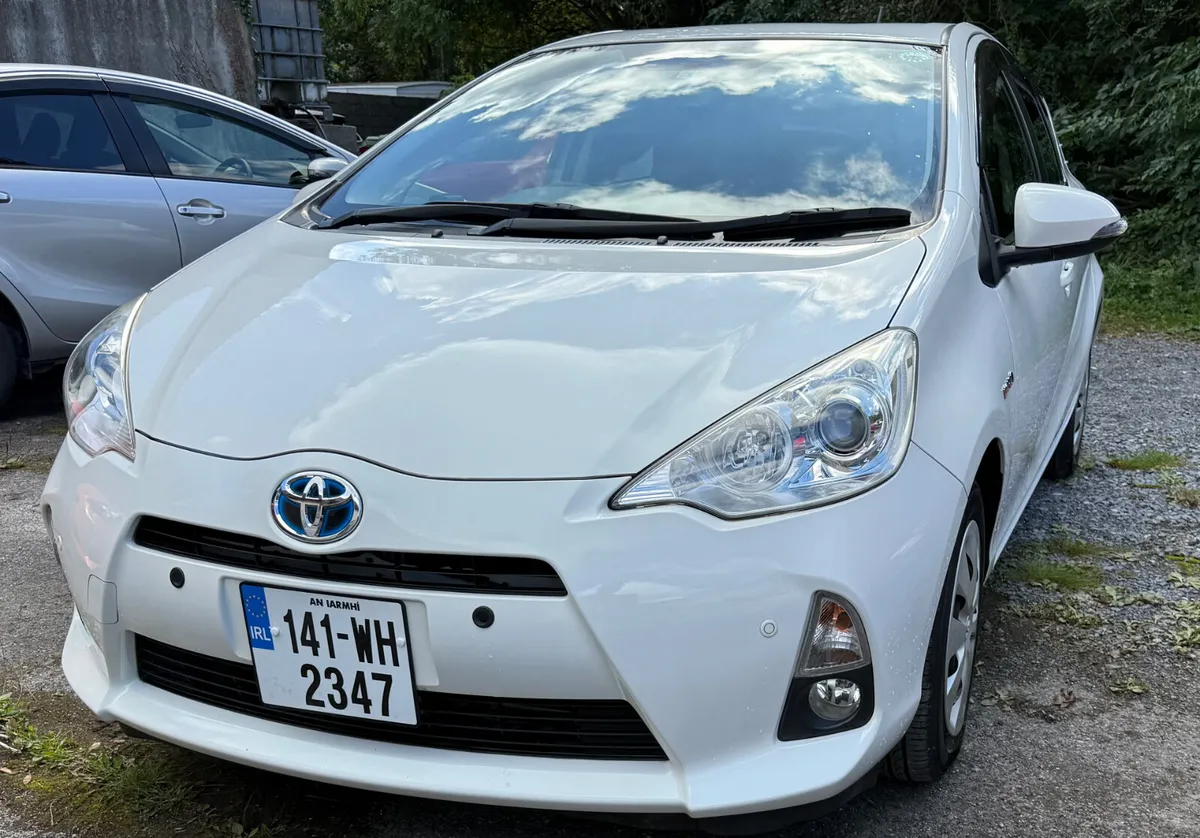 Toyota Aqua 2014 / Reverse Camera/Hybrid - Image 1