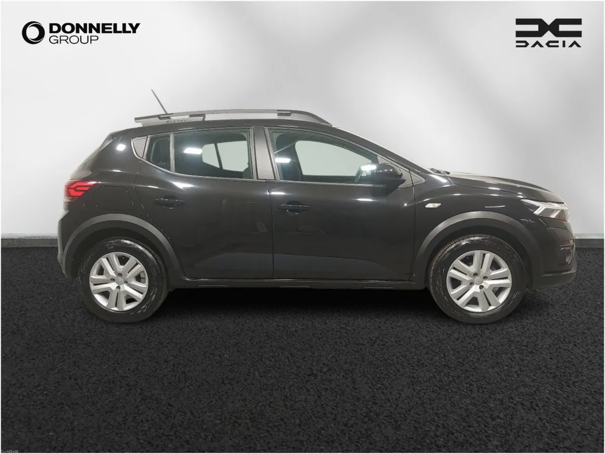 Dacia Sandero Stepway Hatchback Expression - Image 3